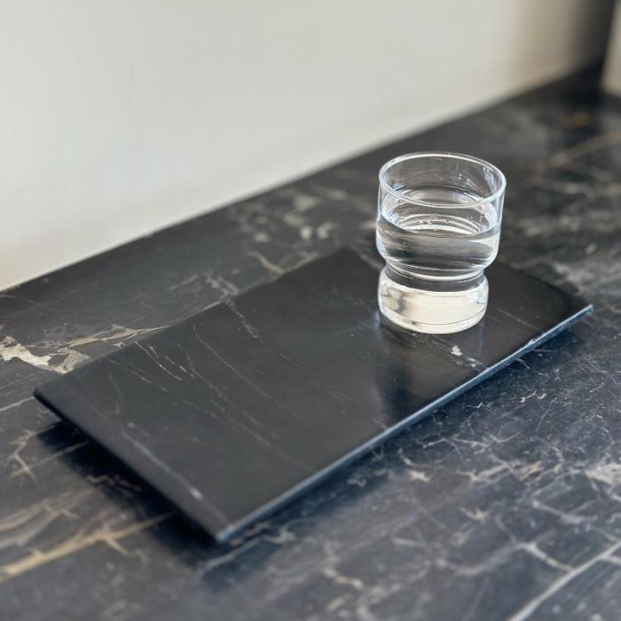 Aurema Marble Tray  |   Showpieces Showpieces Black