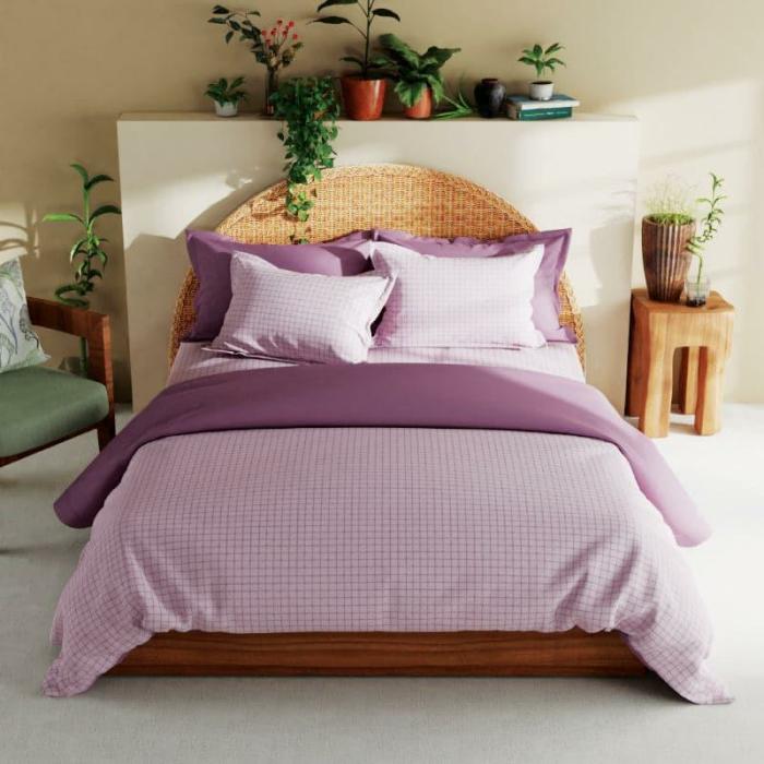 Brio Checkered Bedsheet  |   Solid Bedsheets Bedsheets Purple