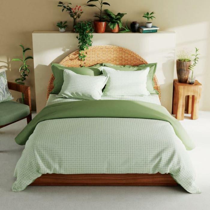 Brio Checkered Bedsheet  |   Solid Bedsheets Bedsheets Green