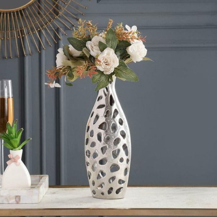 Cleome Charm Vase  |   Vases Showpieces, Vases & Accent Bowls Silver