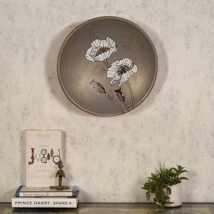 Daisy Dip Wall Plate  |   Wall Plates Wall Decor Silver