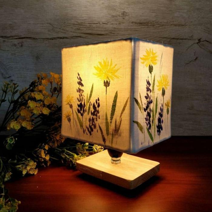 Daylily Bloom Table Lamp  |   Table Lamps Lamps & Lighting Multicolor