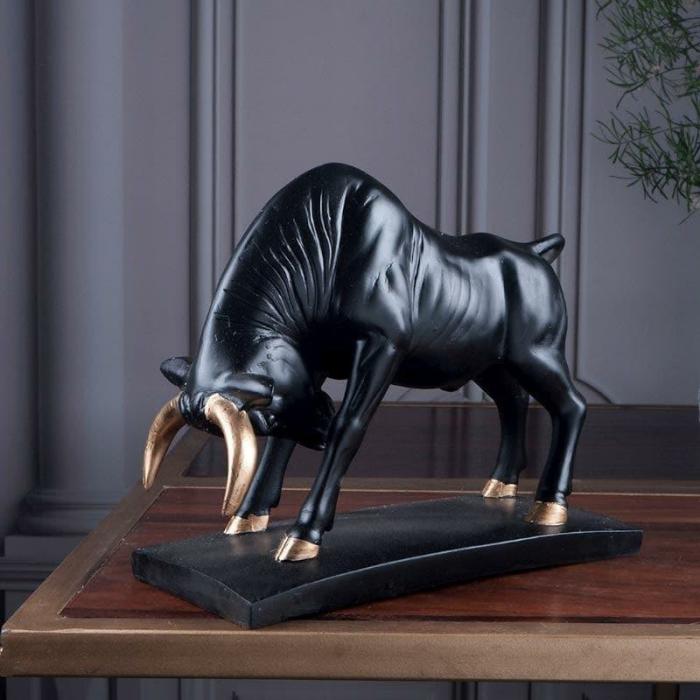 Debby Bull Showpiece  |   Showpieces Showpieces Black, Gold