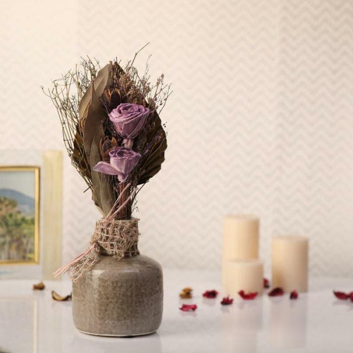 Edolie Vase With Dry Flowers  |   Vases Showpieces, Vases & Accent Bowls Beige