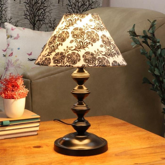 Filigree Vendora Table Lamp  |   Table Lamps Lamps & Lighting Black, White