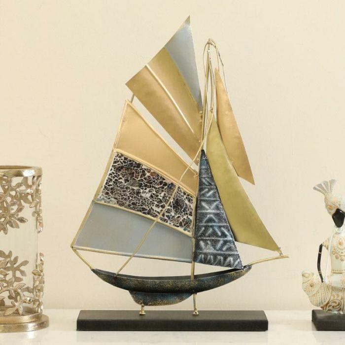 Ocean Lord Showpiece  |   Showpieces Showpieces Gold, Blue