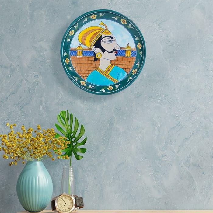 Proud Majesty Wall Plate  |   Wall Plates Wall Decor Multicolor