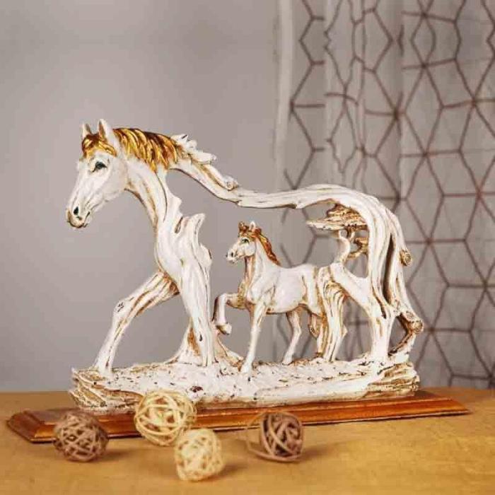 Racing Horses Showpiece  |   Showpieces Showpieces Showpieces