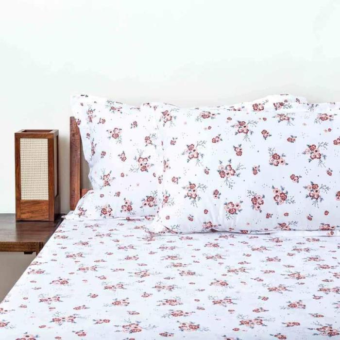 Scattered Blooms Bedsheet  |   Floral Bedsheets Bedsheets Floral Bedsheets