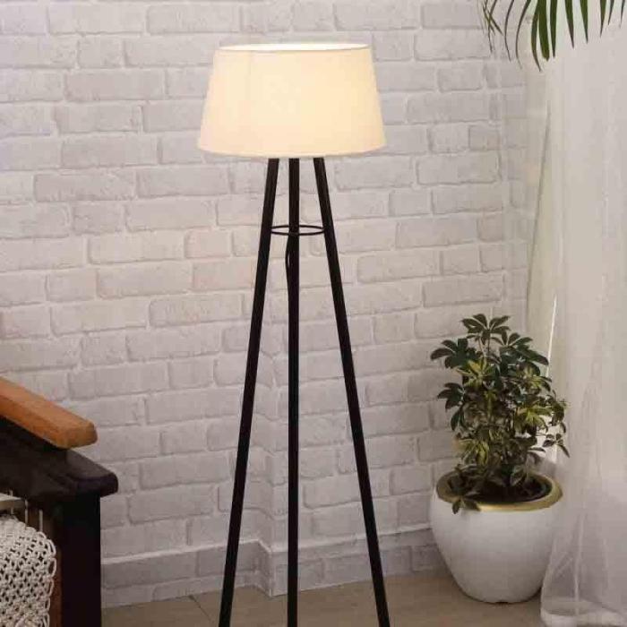 Sleekie Tripod Floor Lamp  |   Floor Lamps Floor Lamps Black, White