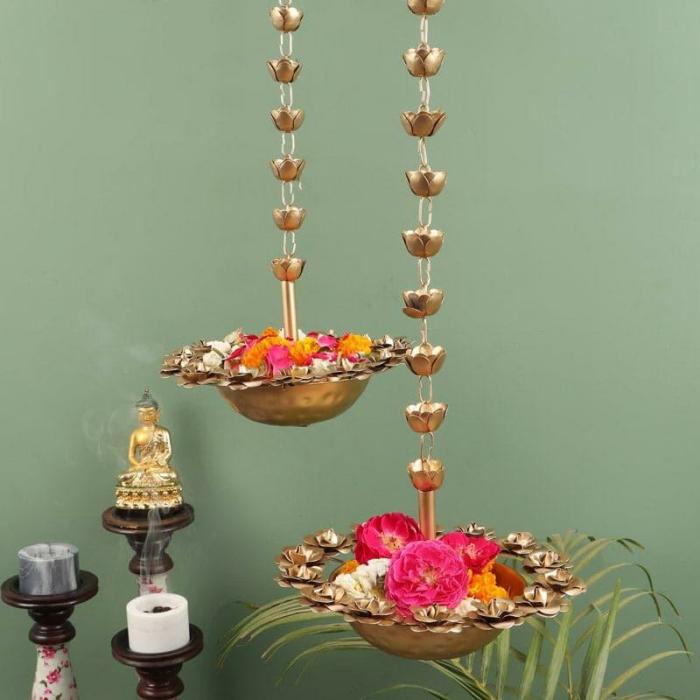 Sthirani Hanging Urli – Set Of Two  |   Showpieces Showpieces Gold