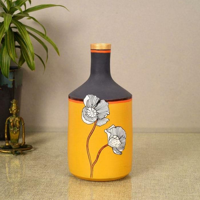 Sunflower Bliss Vase  |   Vases Showpieces, Vases & Accent Bowls Black, Yellow