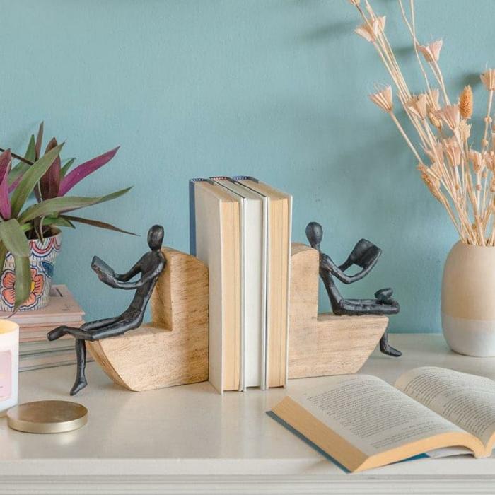 The Reader Bookends  |   Showpieces Showpieces Brown