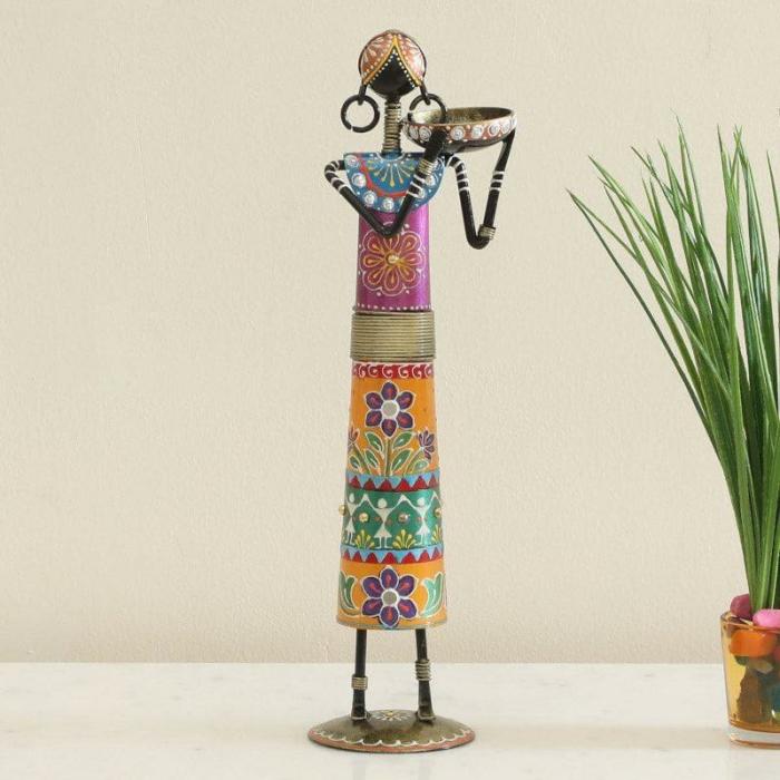 Tribal Chore Showpiece  |   Showpieces Showpieces Multicolor