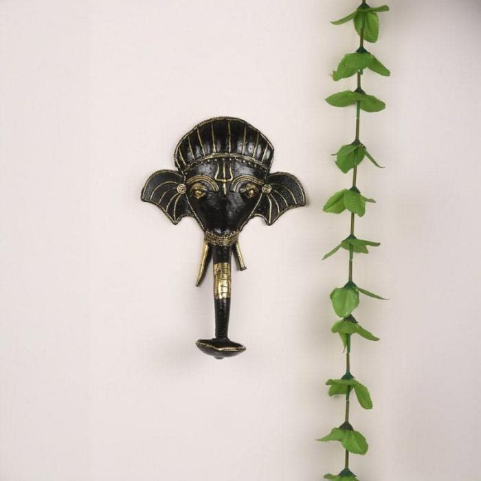 Vignaharta Face Idol  |   Wall Accents Wall Accents Gold