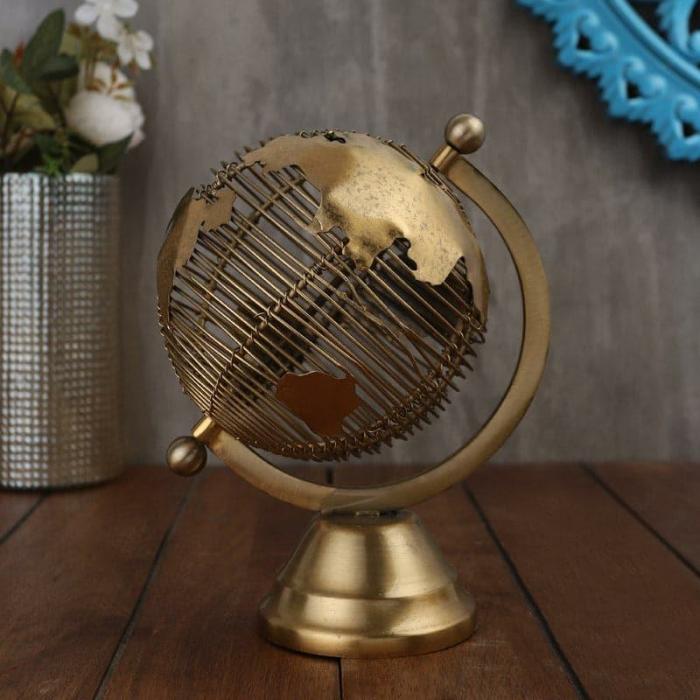 World Whirl Showpiece  |   Showpieces Showpieces Gold