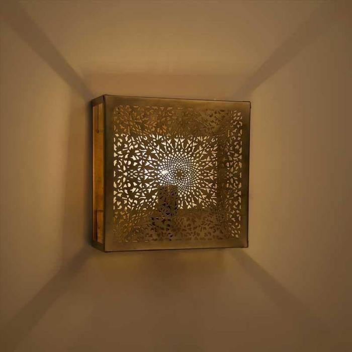 Yasmeen Wall Lamp  |   Wall Lamps Lamps & Lighting Gold